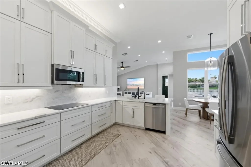 2179 Canary Island Cove Naples FL 34119