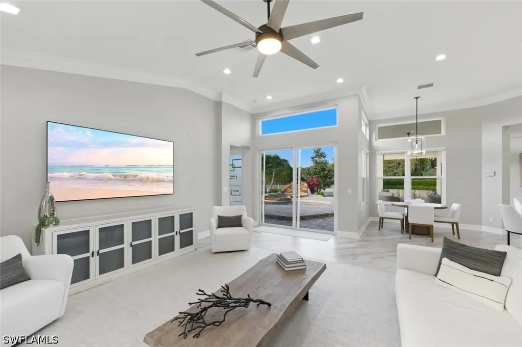 2179 Canary Island Cove Naples FL 34119