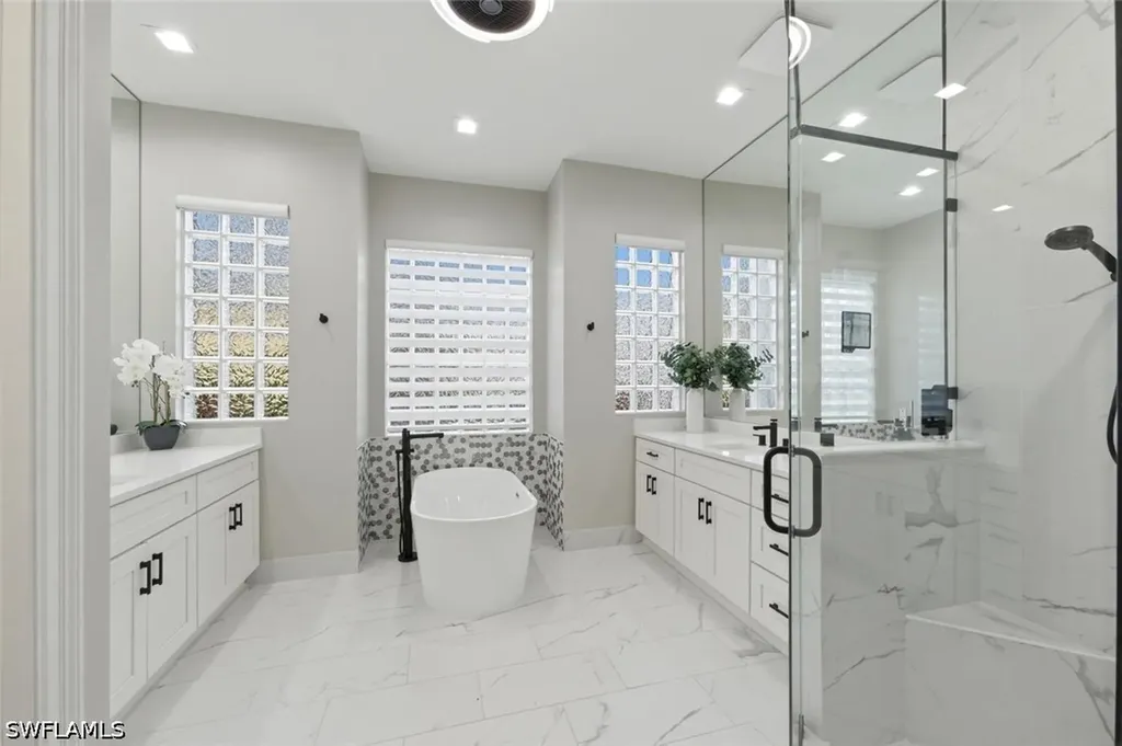 2179 Canary Island Cove Naples FL 34119