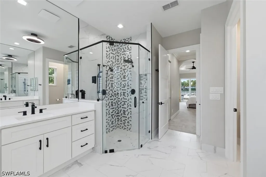 2179 Canary Island Cove Naples FL 34119
