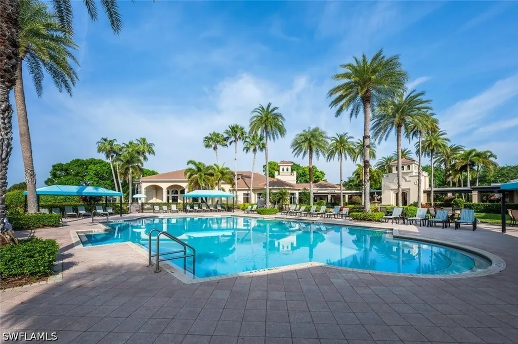2179 Canary Island Cove Naples FL 34119