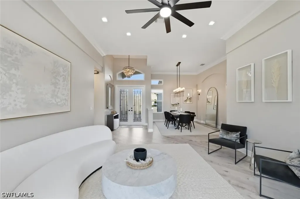 2179 Canary Island Cove Naples FL 34119