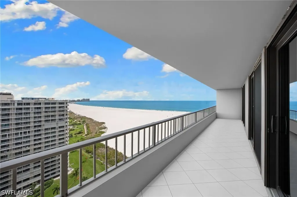 Marco Island FL, 320 Seaview Court, Unit 2009