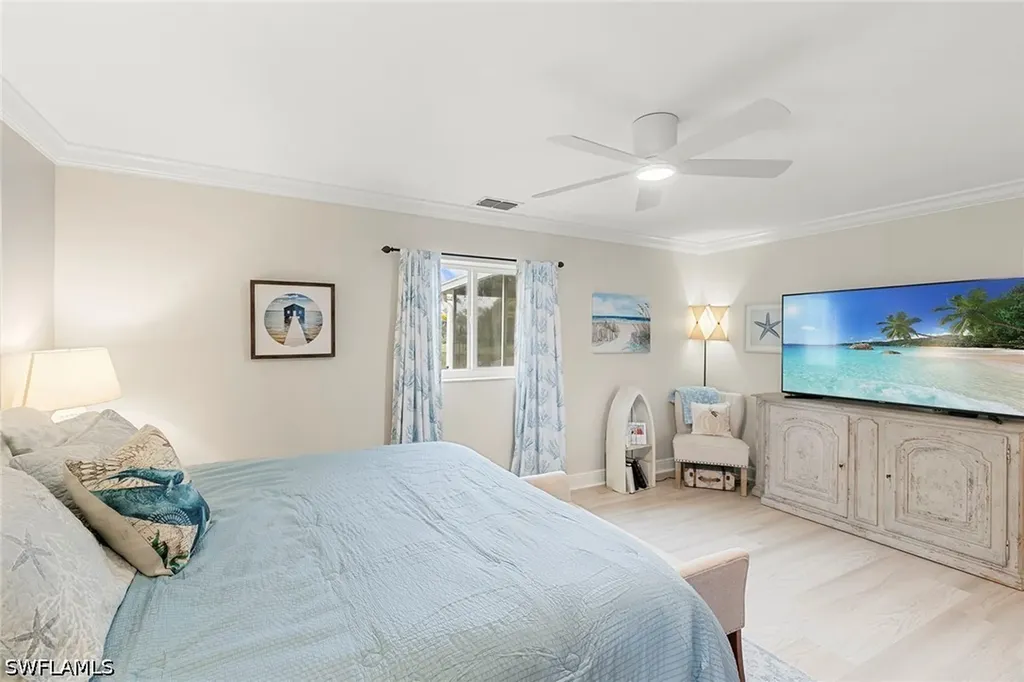 159 Plantation Circle Naples FL 34104