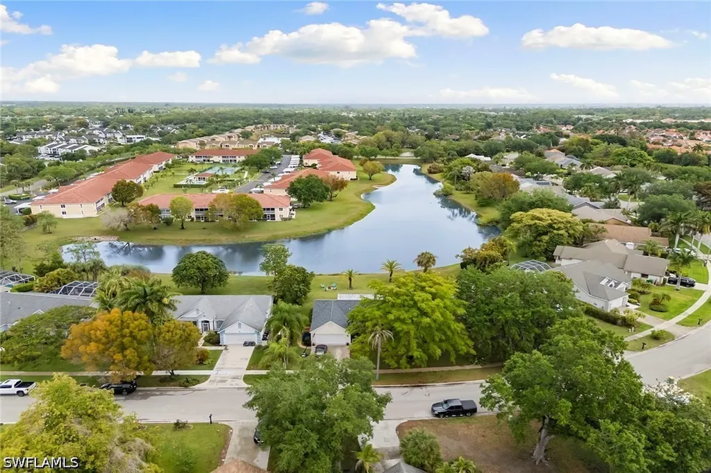 159 Plantation Circle Naples FL 34104