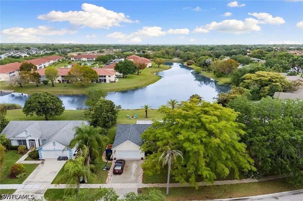 159 Plantation Circle Naples FL 34104