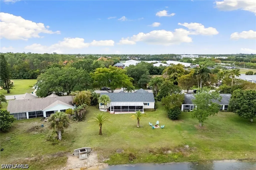 159 Plantation Circle Naples FL 34104