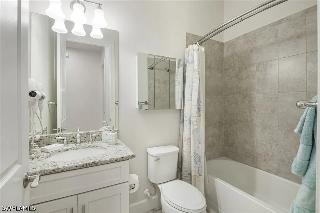 9074 Triangle Palm Lane Fort Myers FL 33913
