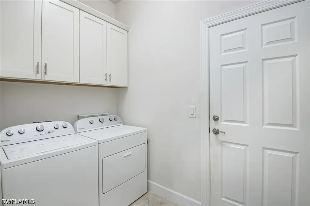 9074 Triangle Palm Lane Fort Myers FL 33913