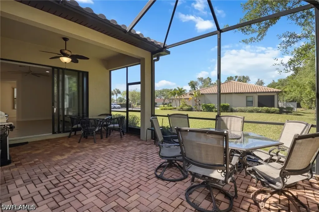 9074 Triangle Palm Lane Fort Myers FL 33913