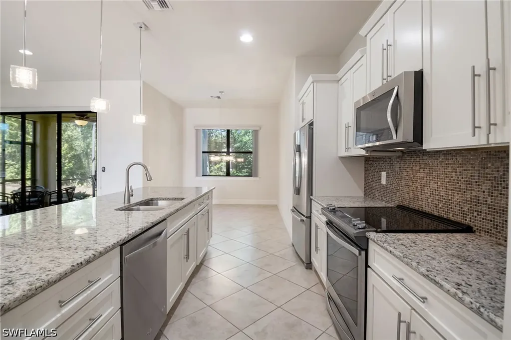 9074 Triangle Palm Lane Fort Myers FL 33913