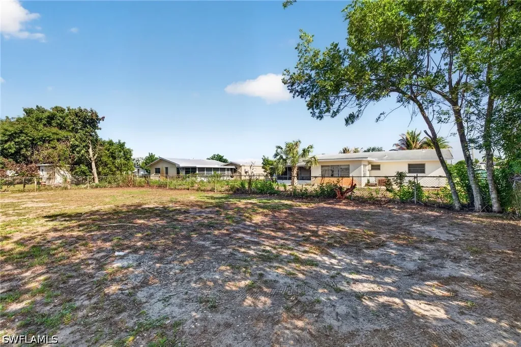 223 Punta Alta Court Lehigh Acres FL 33936