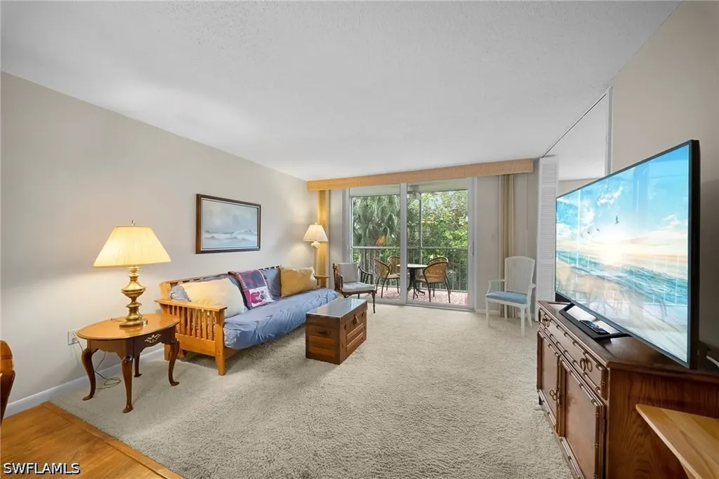 400 Forest Lakes Boulevard Naples FL 34105
