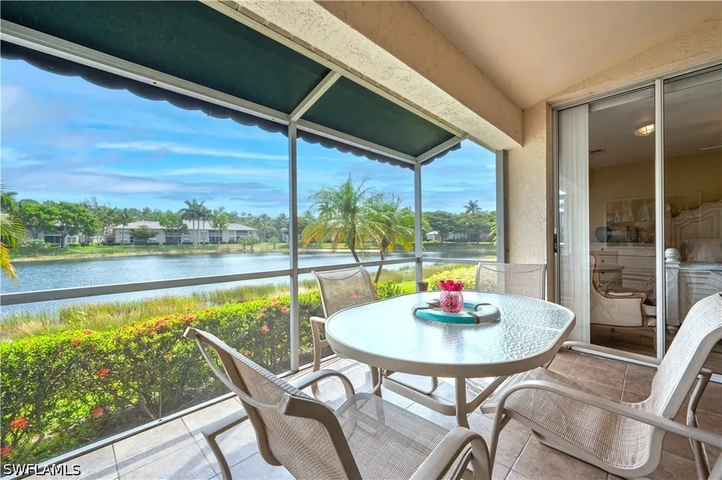 367 Dover Place Naples FL 34104