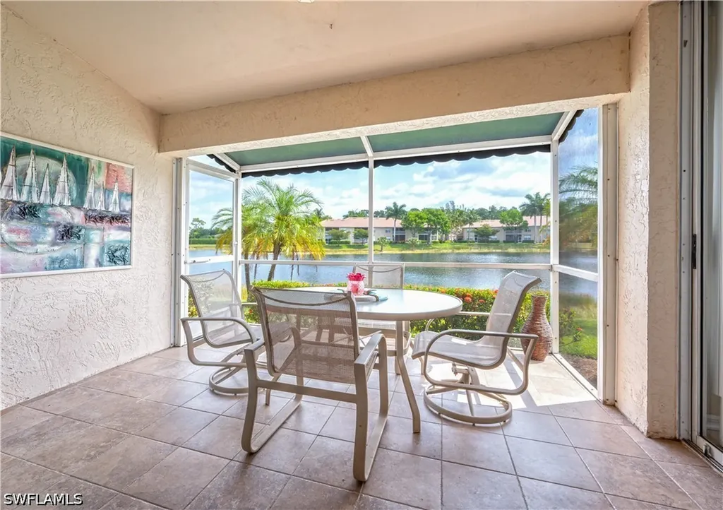 367 Dover Place Naples FL 34104