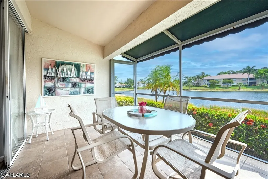 367 Dover Place Naples FL 34104