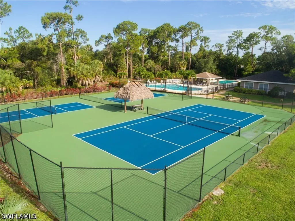 367 Dover Place Naples FL 34104