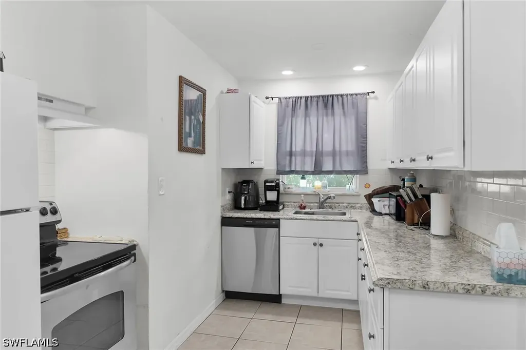 1400 Rosemary Lane Naples FL 34103