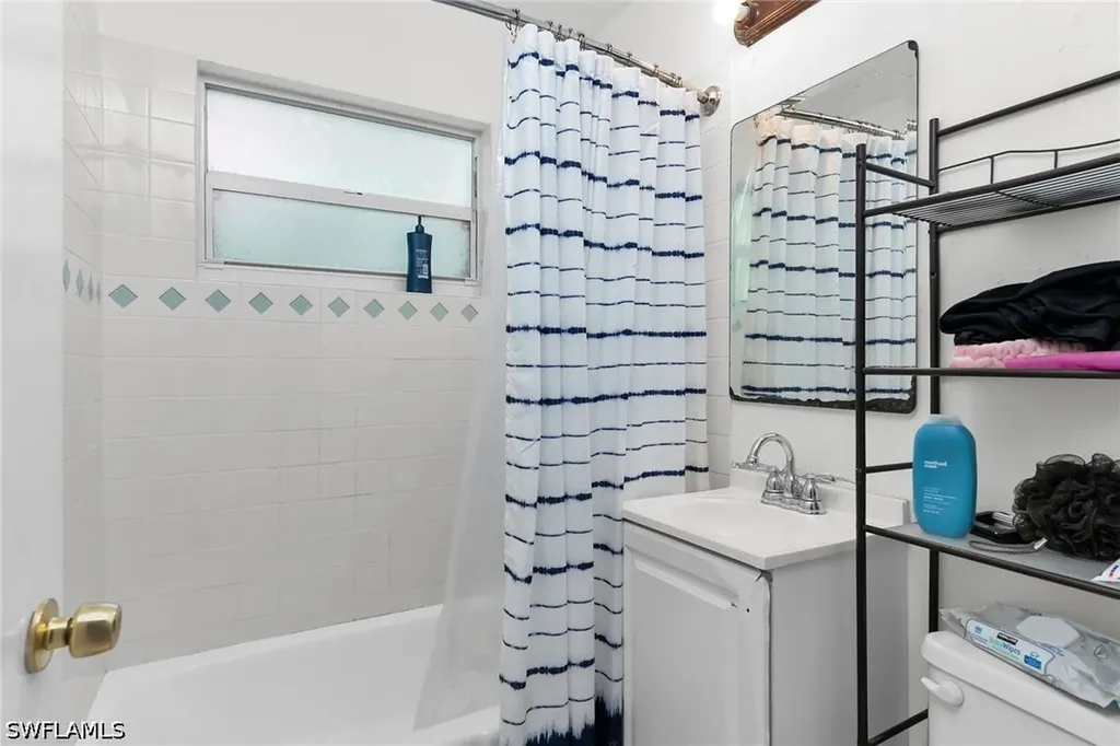 1400 Rosemary Lane Naples FL 34103