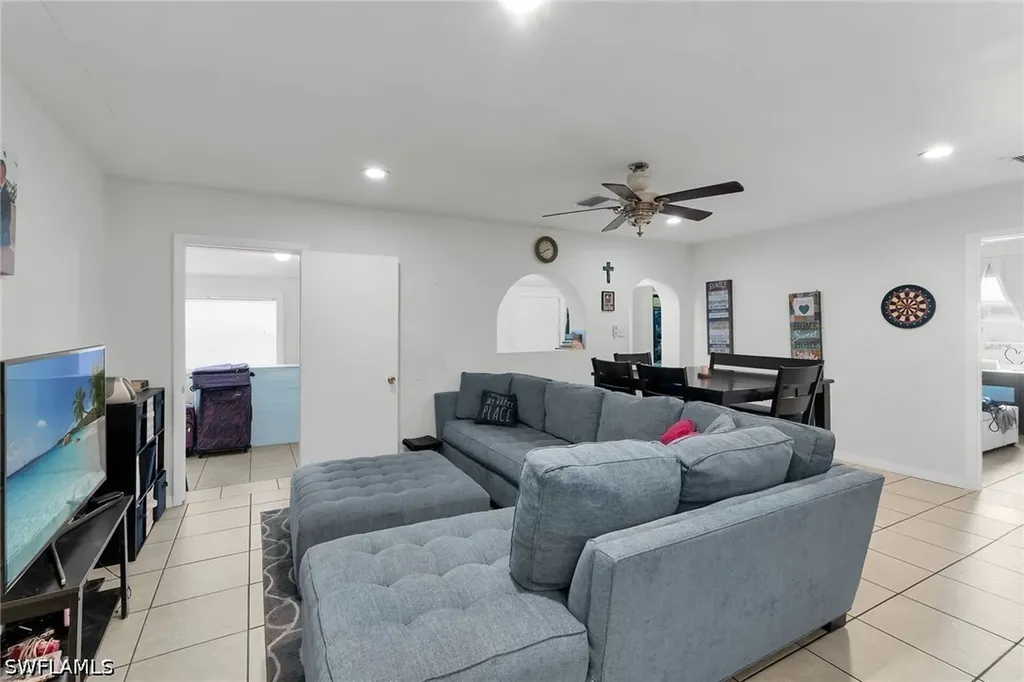 1400 Rosemary Lane Naples FL 34103