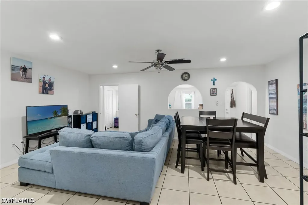 1400 Rosemary Lane Naples FL 34103