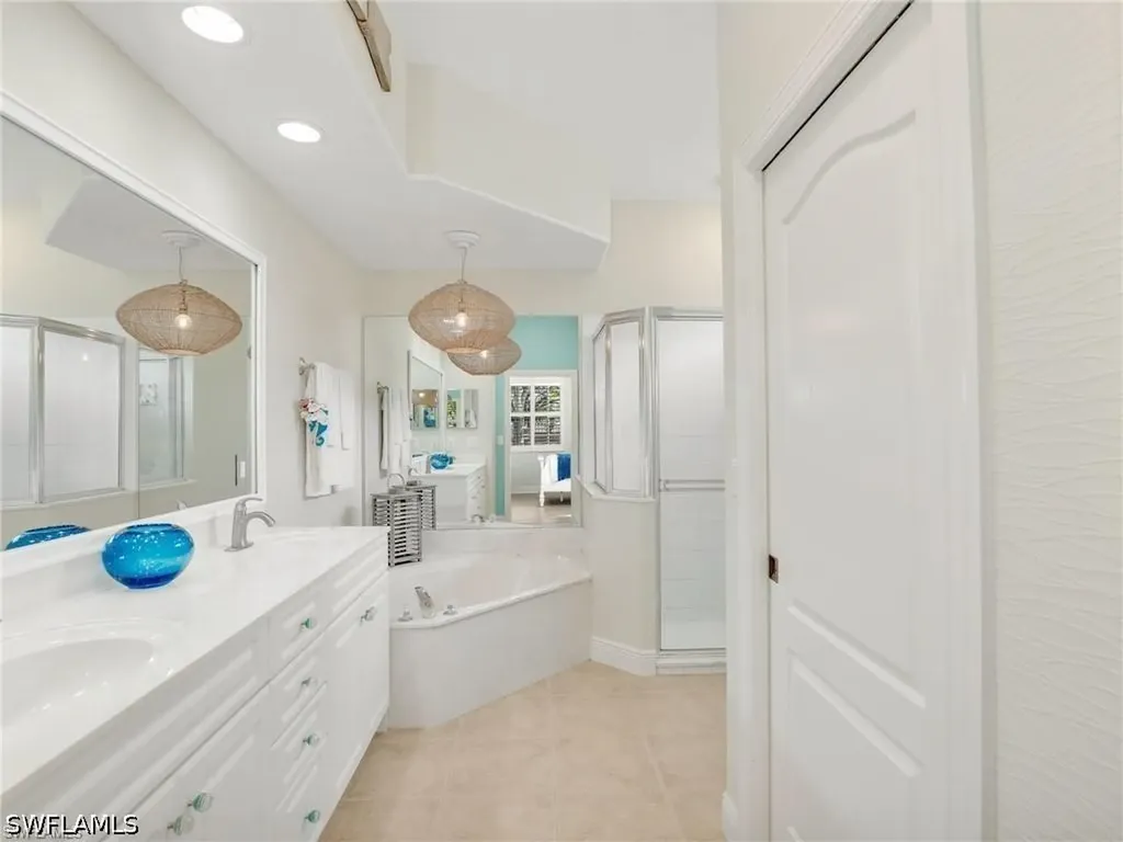 8647 Ibis Cove Circle Naples FL 34119