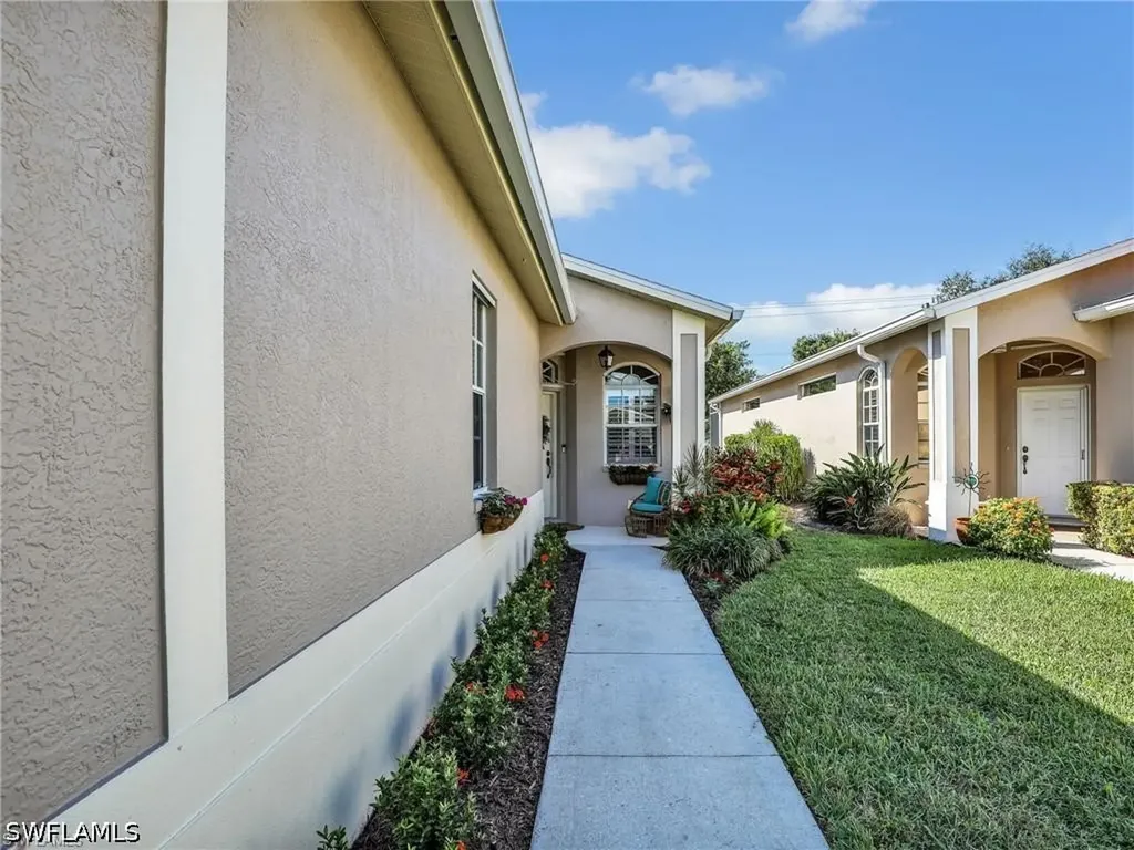 8647 Ibis Cove Circle Naples FL 34119