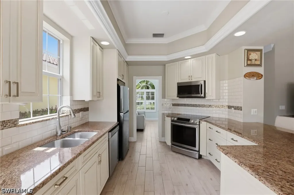 8767 Ferrara Court Naples FL 34114