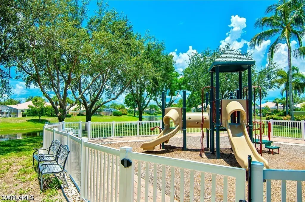 28719 Alessandria Circle Bonita Springs FL 34135