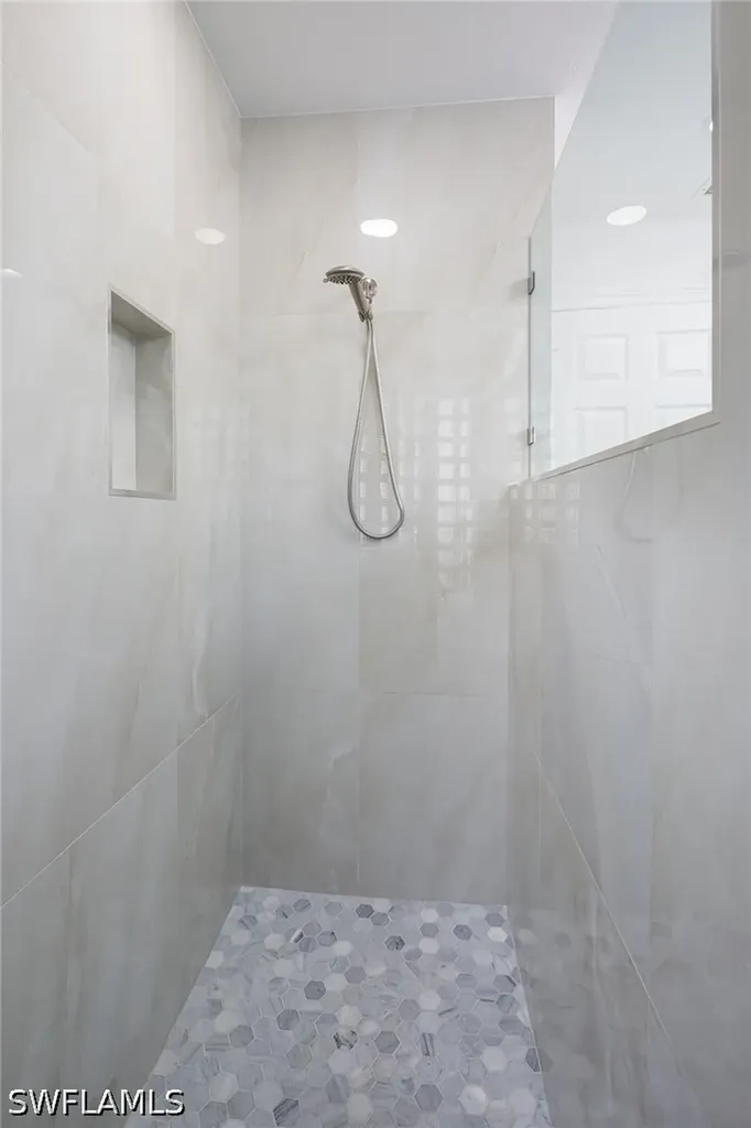 1815 Mission Drive Naples FL 34109