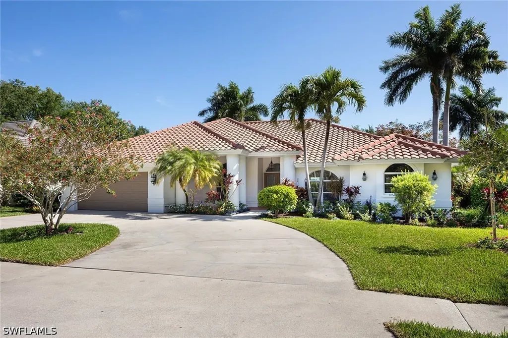 1815 Mission Drive Naples FL 34109