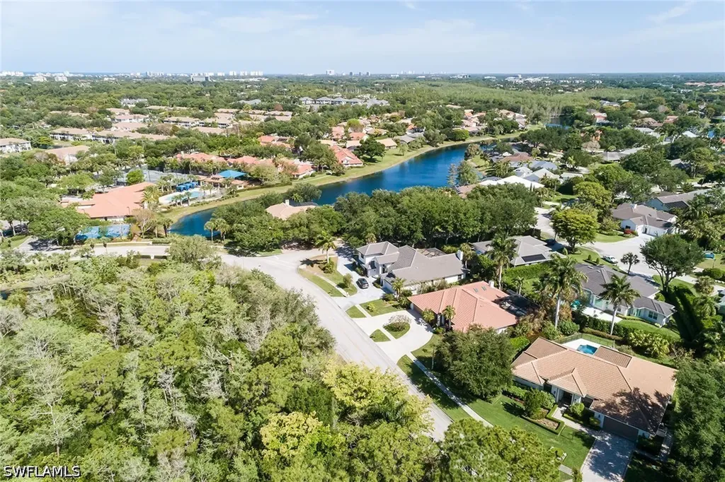1815 Mission Drive Naples FL 34109