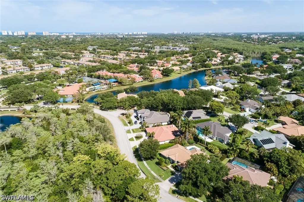 1815 Mission Drive Naples FL 34109