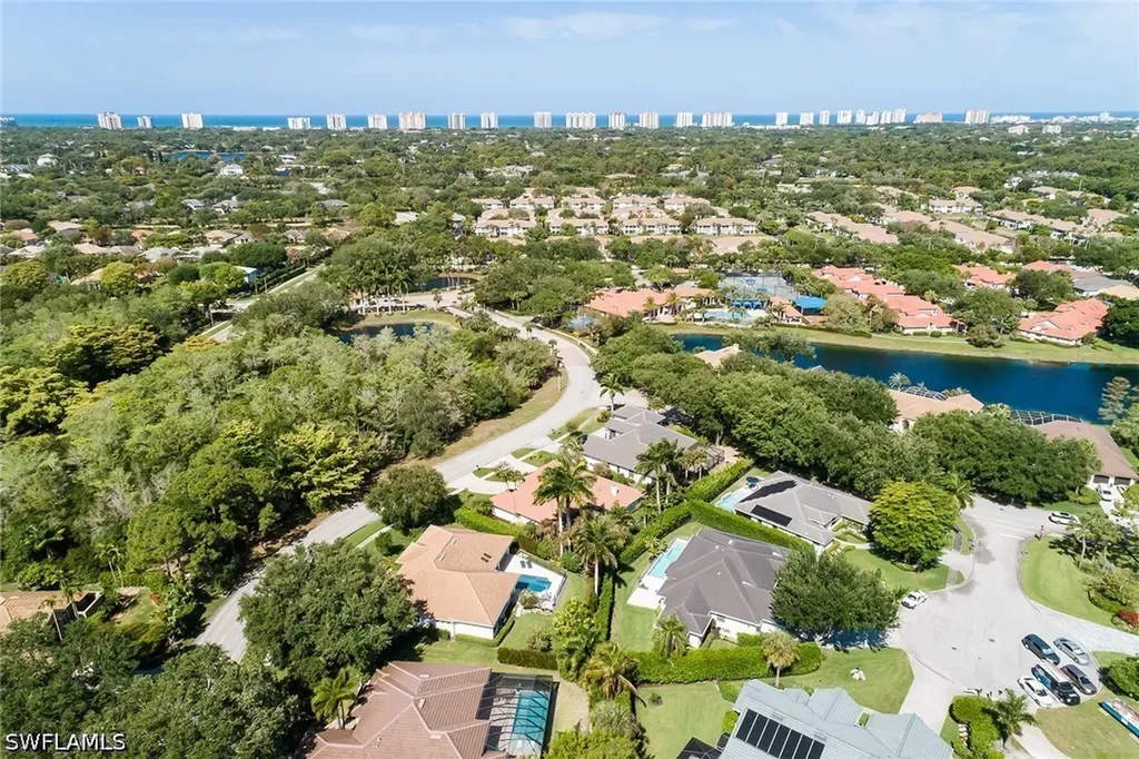 1815 Mission Drive Naples FL 34109