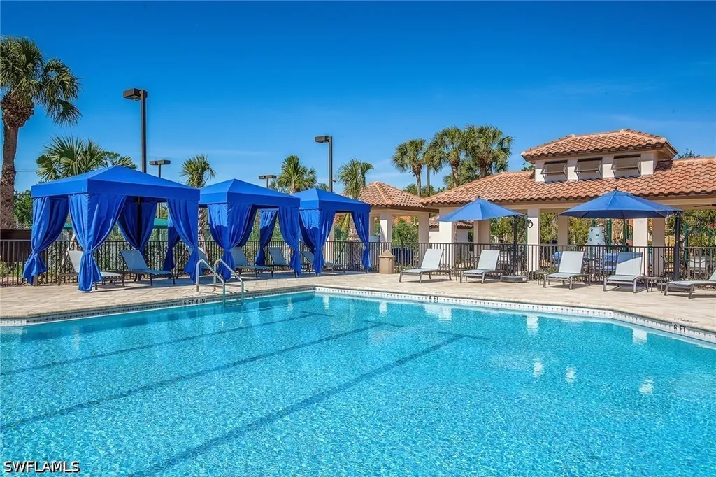 1815 Mission Drive Naples FL 34109