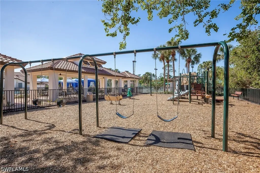 1815 Mission Drive Naples FL 34109
