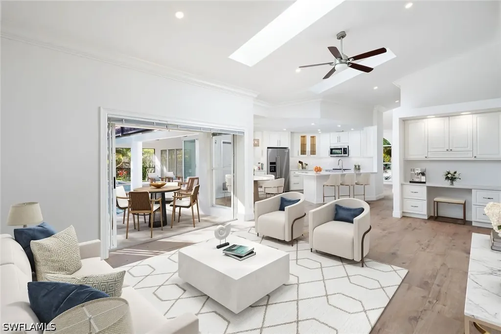 1815 Mission Drive Naples FL 34109