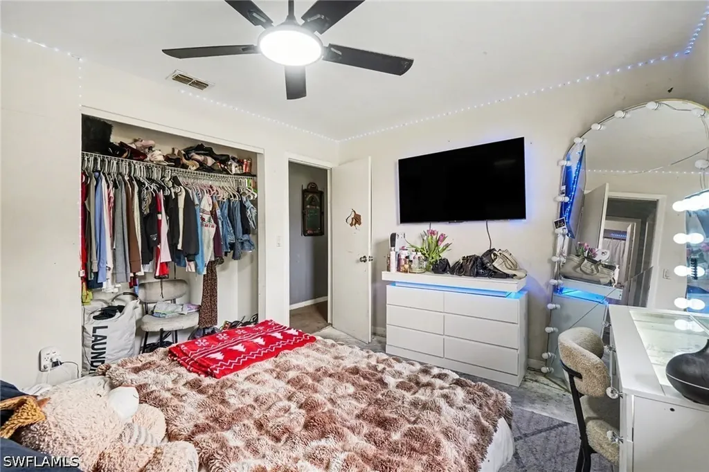 13826 5th Street Fort Myers FL 33905