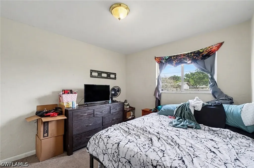 13826 5th Street Fort Myers FL 33905