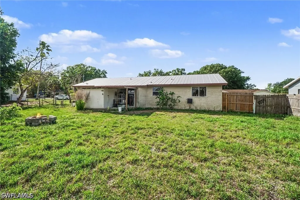 13826 5th Street Fort Myers FL 33905