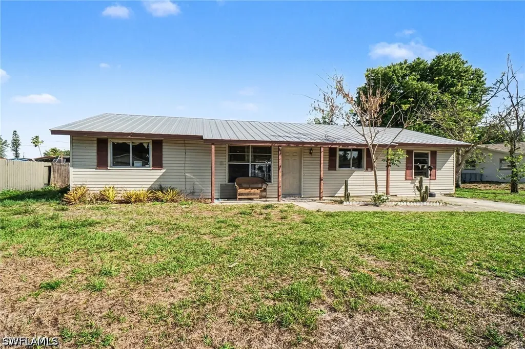 13826 5th Street Fort Myers FL 33905