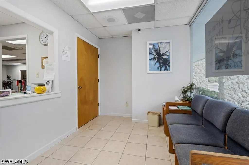 1078, 1080, 1082 6th Avenue N Naples FL 34102