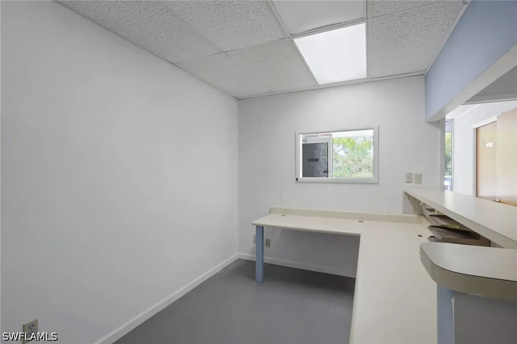 1078, 1080, 1082 6th Avenue N Naples FL 34102