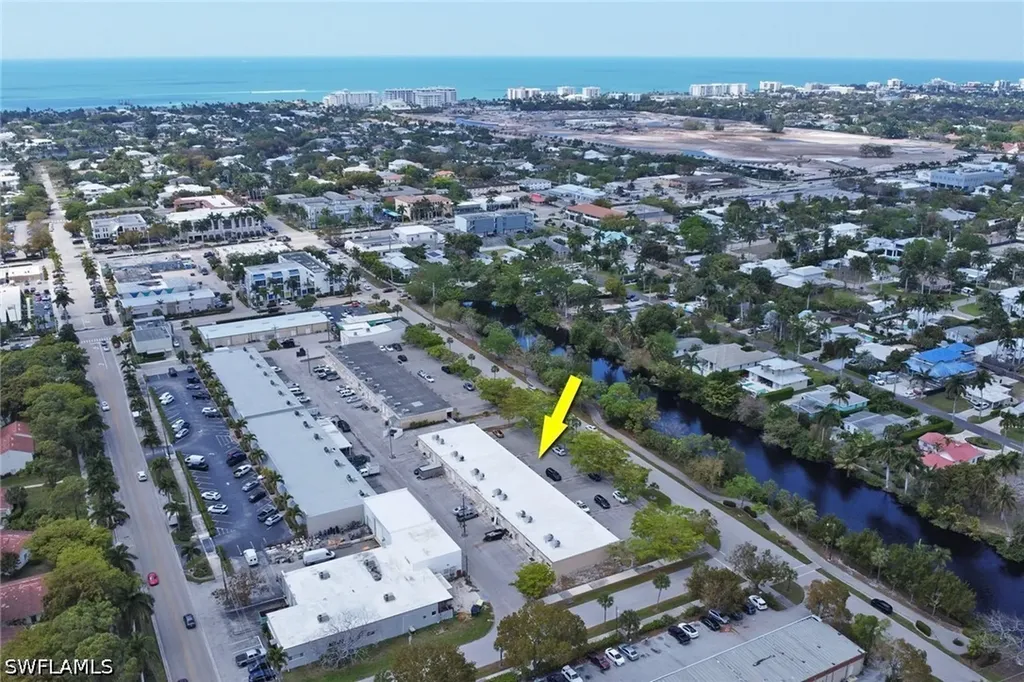 1078, 1080, 1082 6th Avenue N Naples FL 34102