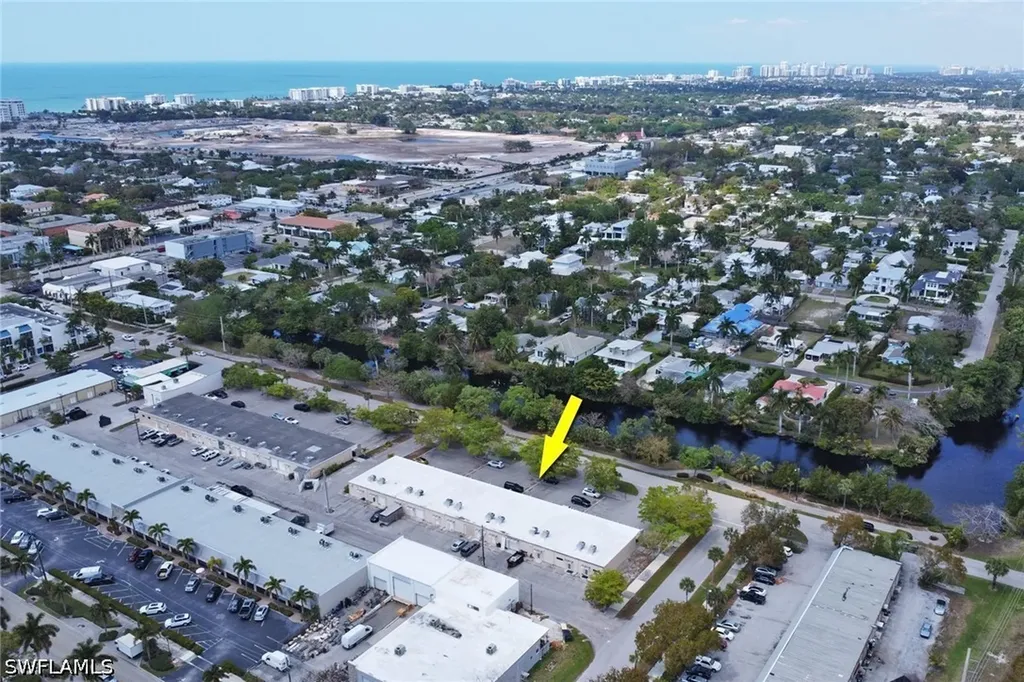 1078, 1080, 1082 6th Avenue N Naples FL 34102