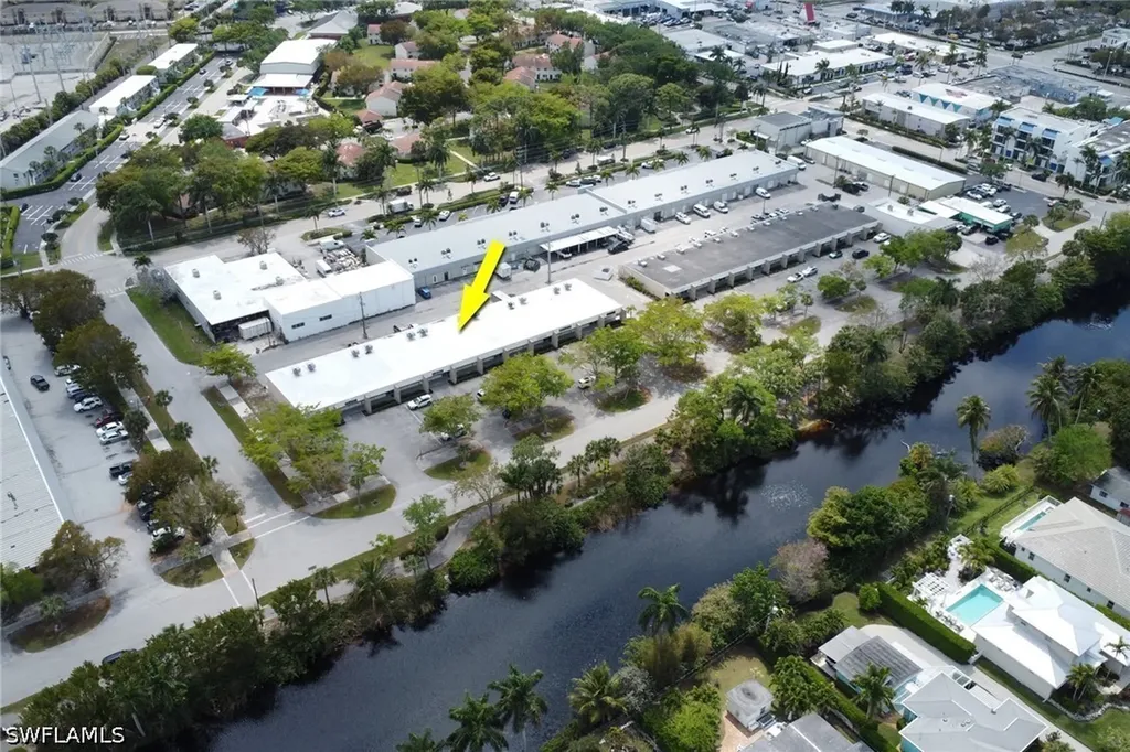 1078, 1080, 1082 6th Avenue N Naples FL 34102
