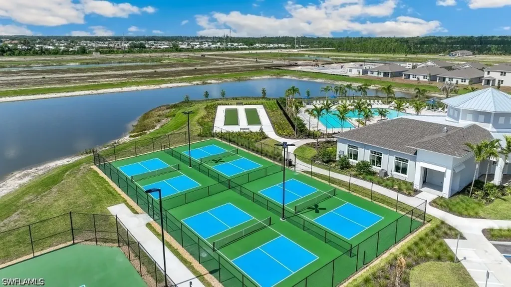 2697 Soft Coral Drive North Fort Myers FL 33903