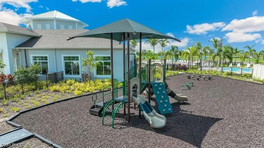 16828 Elkhorn Coral Drive North Fort Myers FL 33903