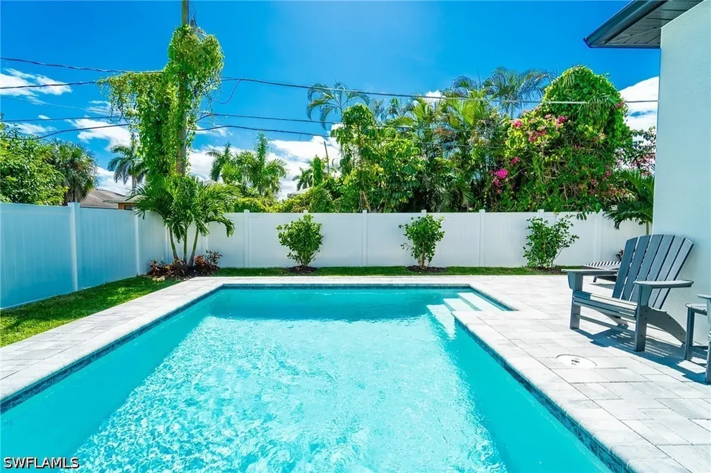 822 105th Avenue N Naples FL 34108