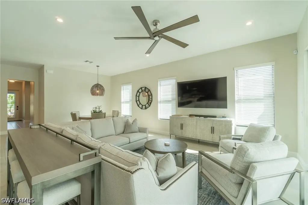 822 105th Avenue N Naples FL 34108